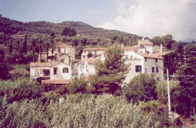 Dolcedo vista dall'alto