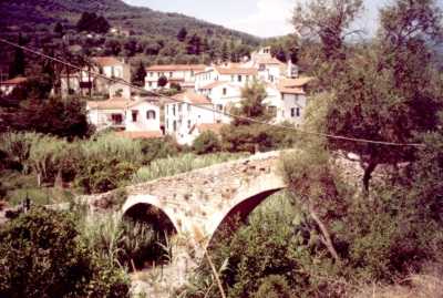 Il Ponte romanico di Clavi